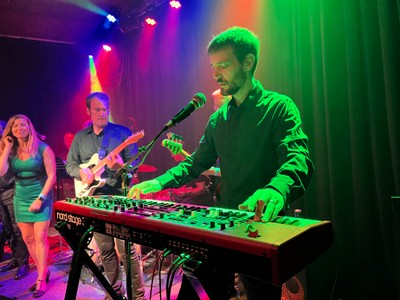 Sinister Dexter performance photo 9